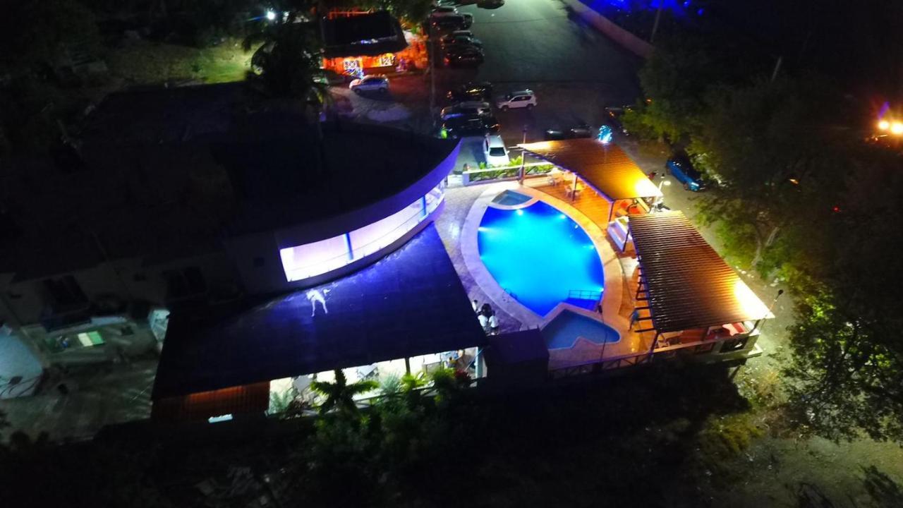 Hotel El Barco Compostela de Azua Exteriör bild